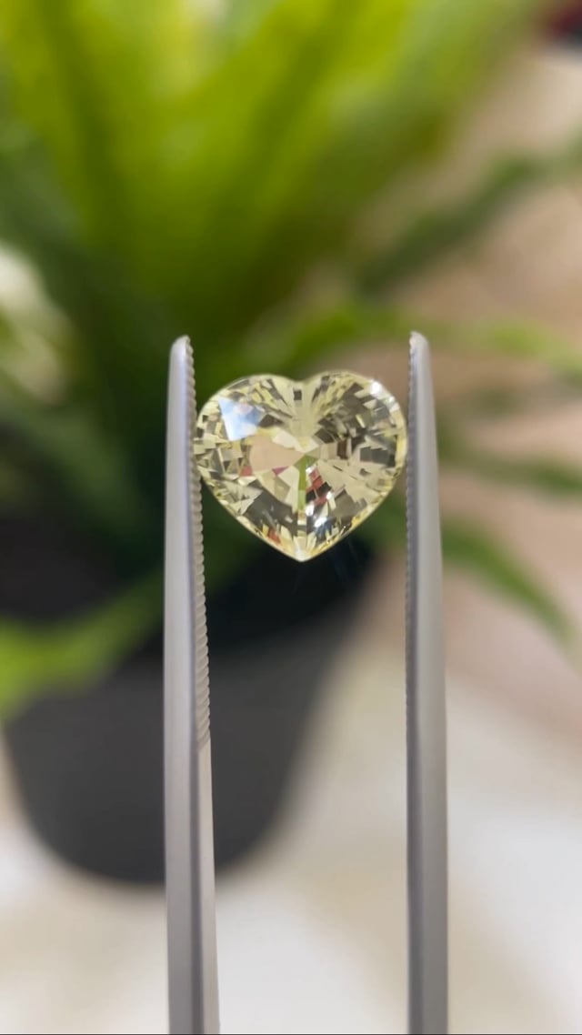 Yellow Sapphire 3.81cts